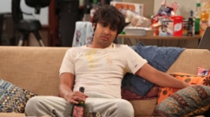 /shows/big_bang_theory/episodes/The Monster Isolation