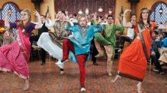 /shows/rules_of_engagement/episodes/Catering