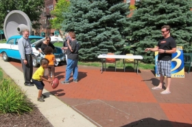 Buzz Tour Zooms into Kazoo