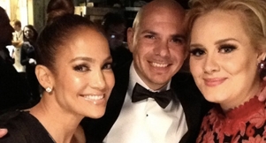 Photos: Backstage Photos