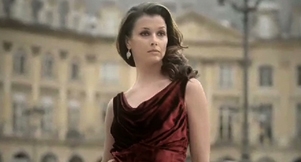 Video: Bridget Moynahan's Photo Shoot