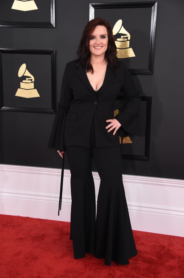Resultado de imagem para grammys 2017 Brandy Clark look