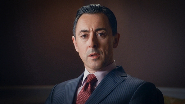 Eli Gold in "The Line" - S6E1